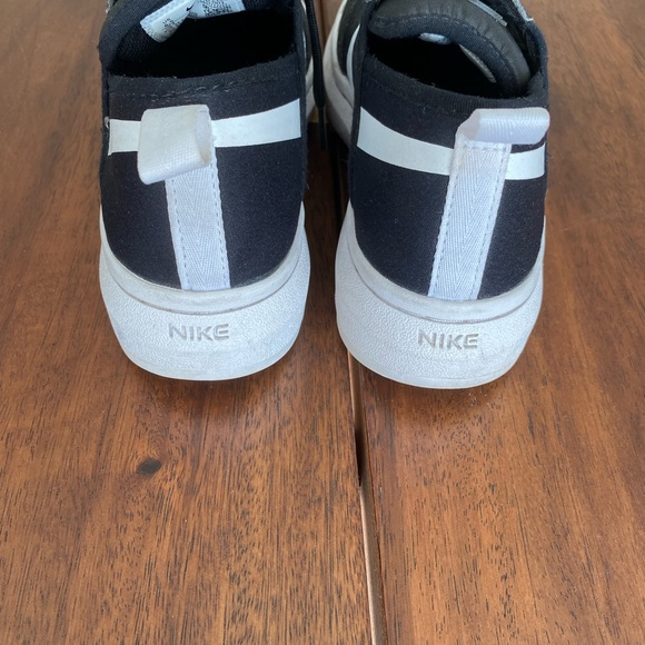 Women's Nike Court Vision Alta Leather Platform Sneakers - Picture 5 of 8